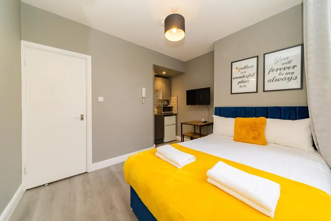 Studio Flat Next To Brighton Beach I Ms12
